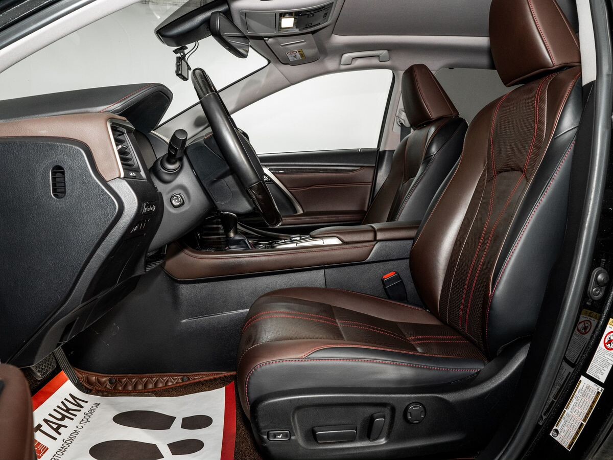 Lexus RX 2019 - фото автомобиля