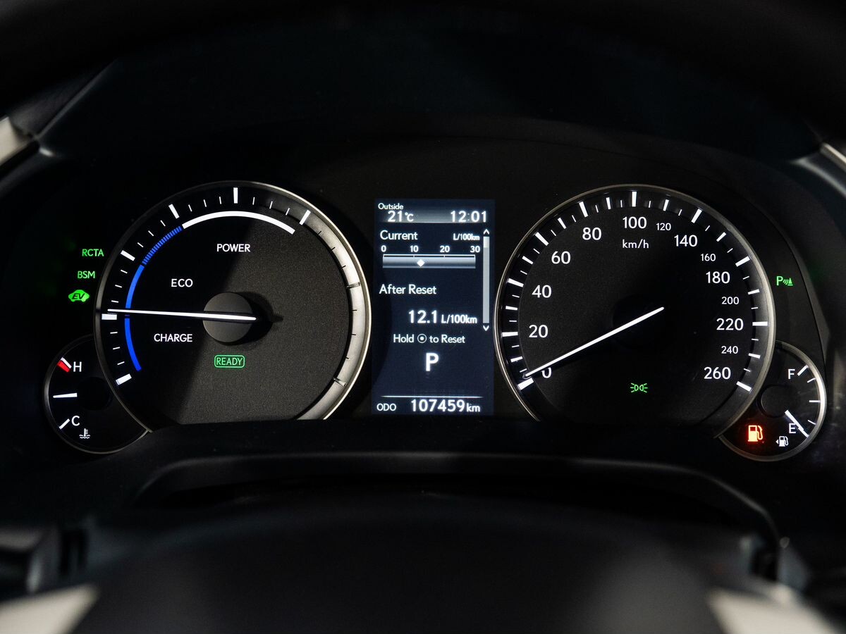 Lexus RX 2019 - фото автомобиля