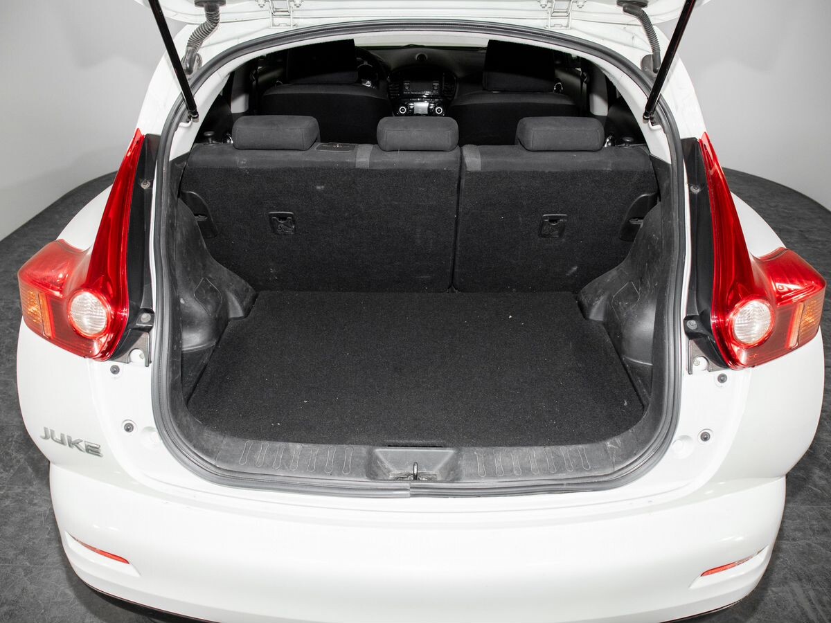 Nissan Juke 2012 - фото автомобиля