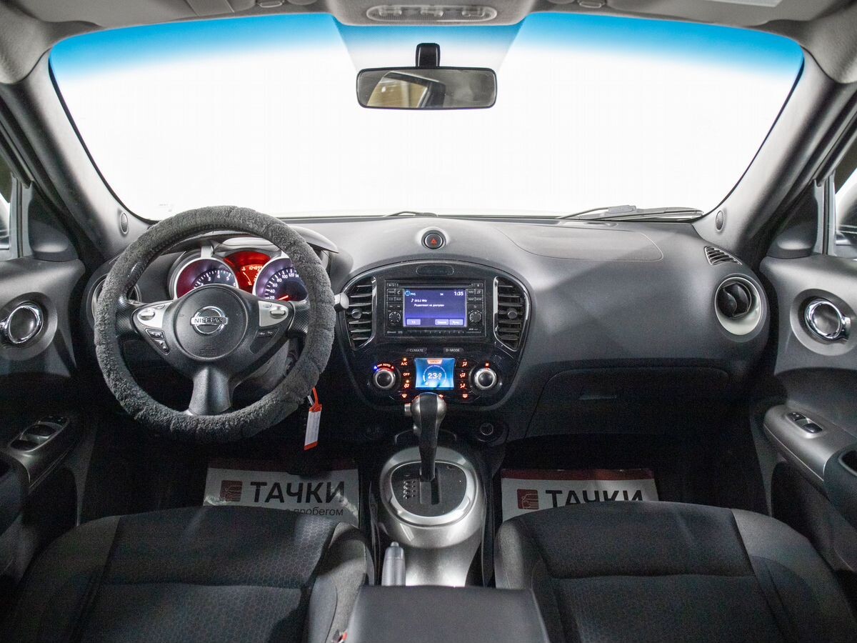 Nissan Juke 2012 - фото автомобиля