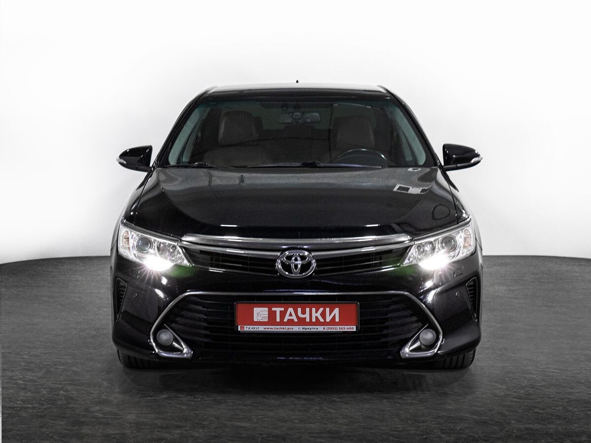 Toyota Camry 2017 - фото автомобиля