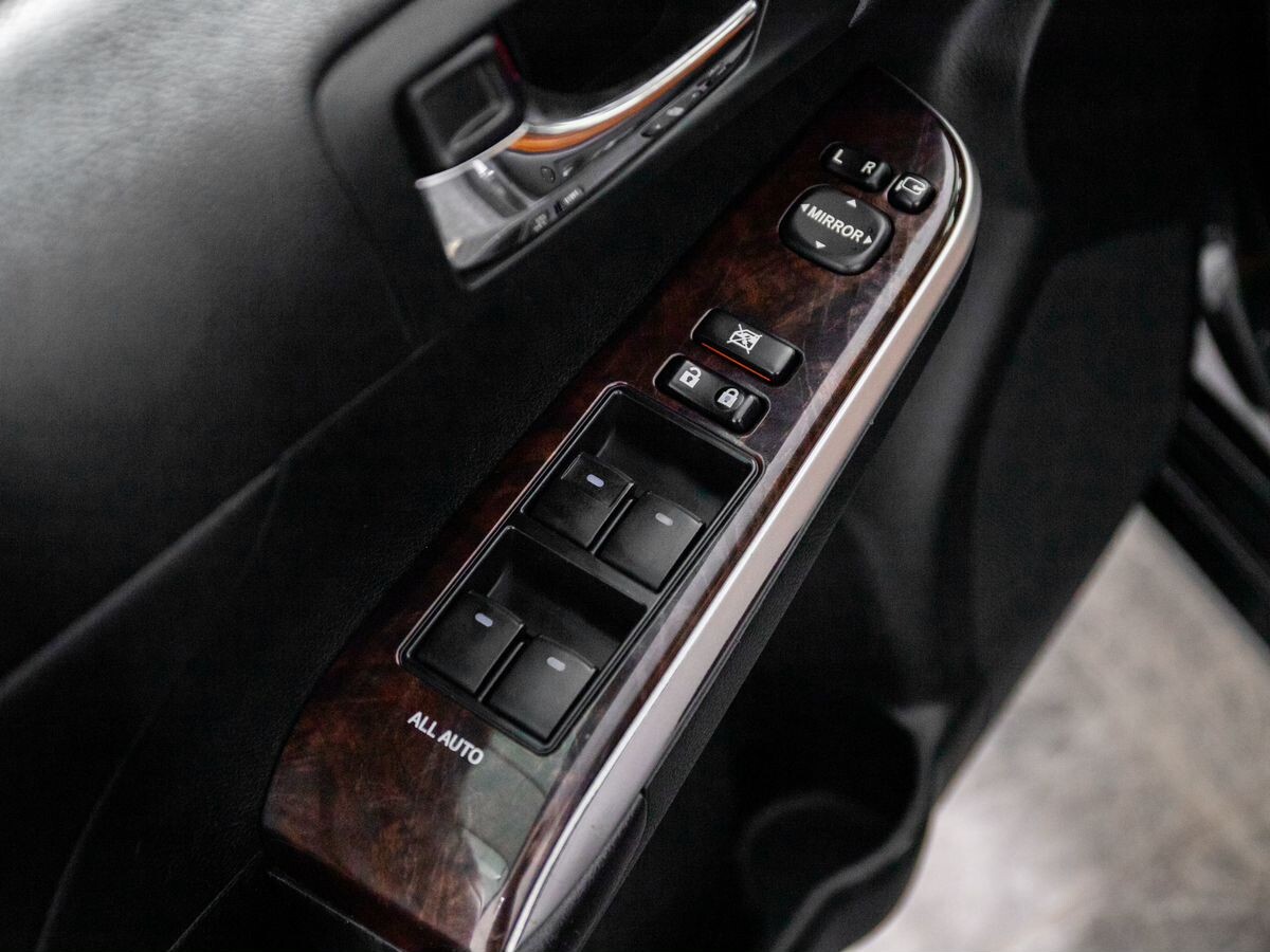 Toyota Camry 2017 - фото автомобиля