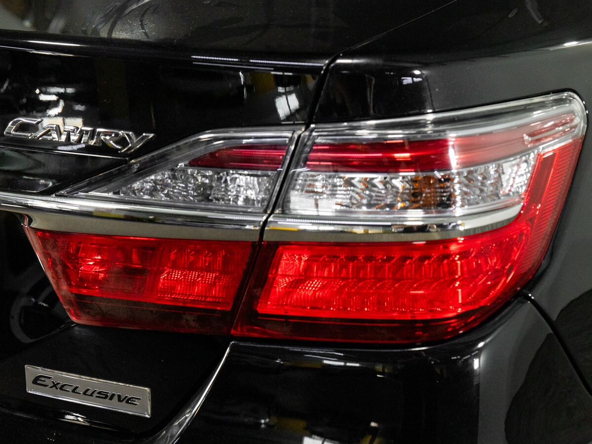 Toyota Camry 2017 - фото автомобиля