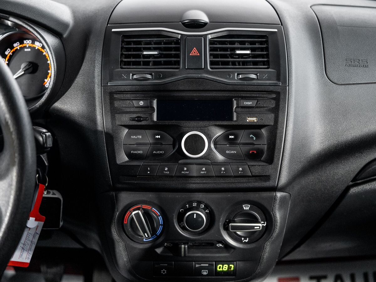 Lada (ВАЗ) Granta 2019 - фото автомобиля