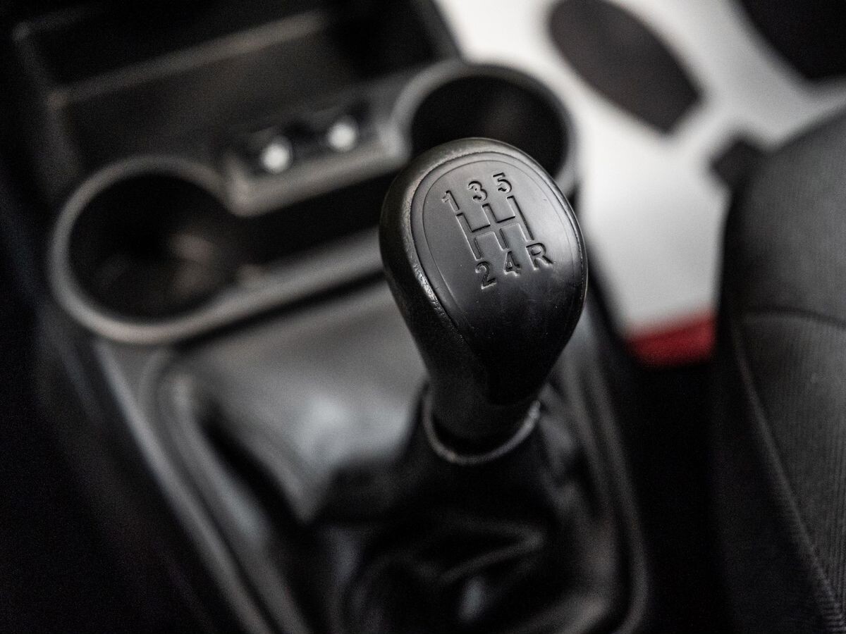 Lada (ВАЗ) Granta 2019 - фото автомобиля