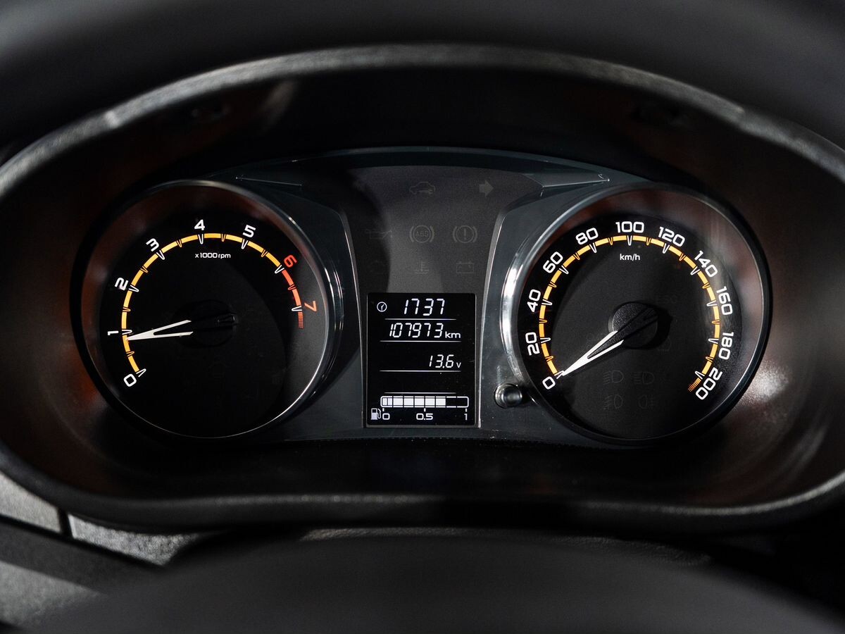 Lada (ВАЗ) Granta 2019 - фото автомобиля