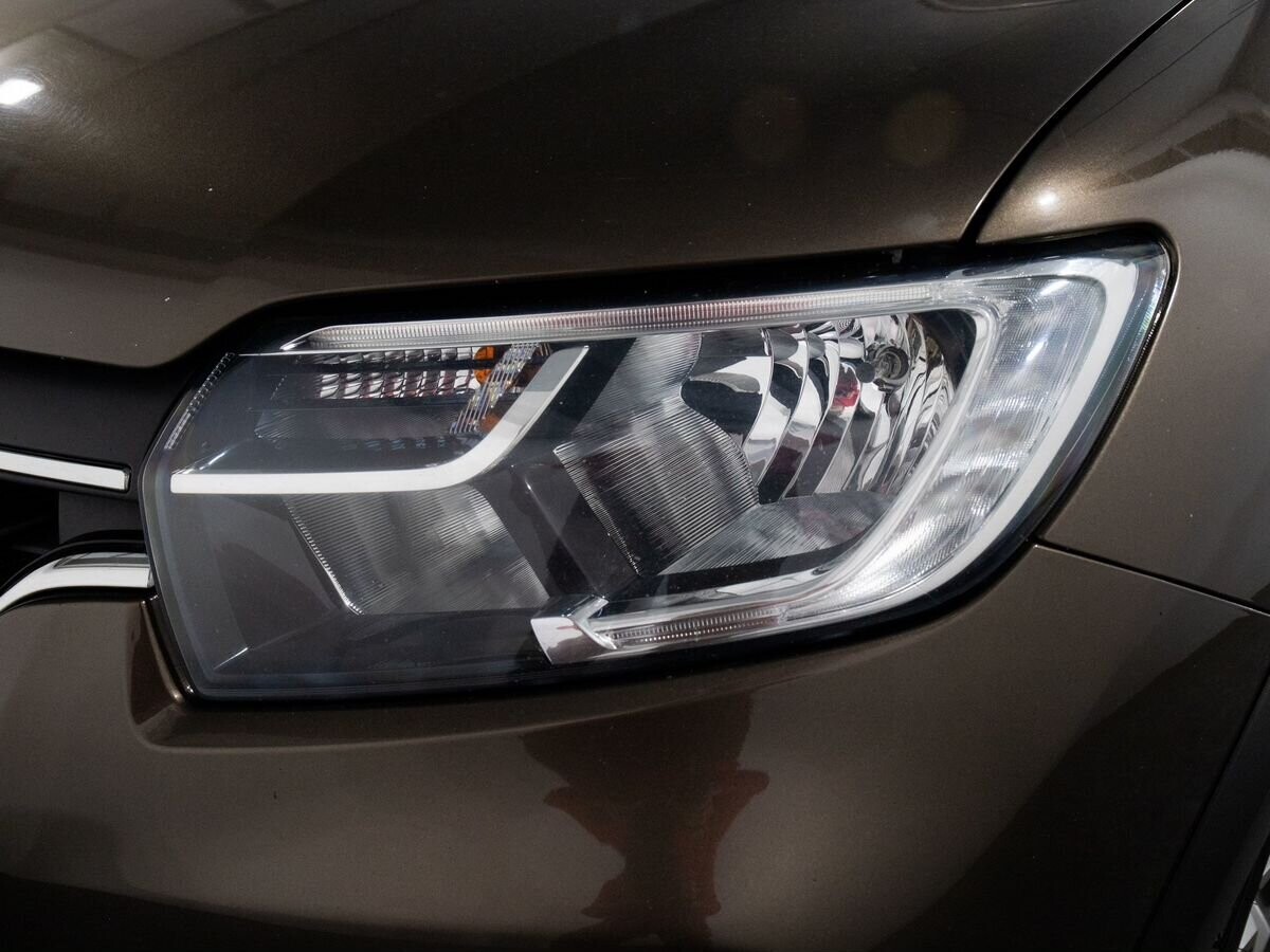 Renault Sandero 2018 - фото автомобиля