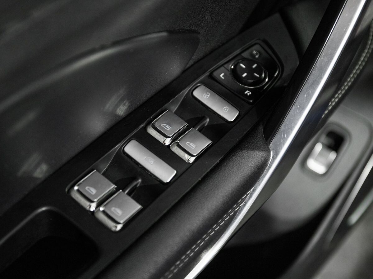 Geely Atlas Pro 2022 - фото автомобиля