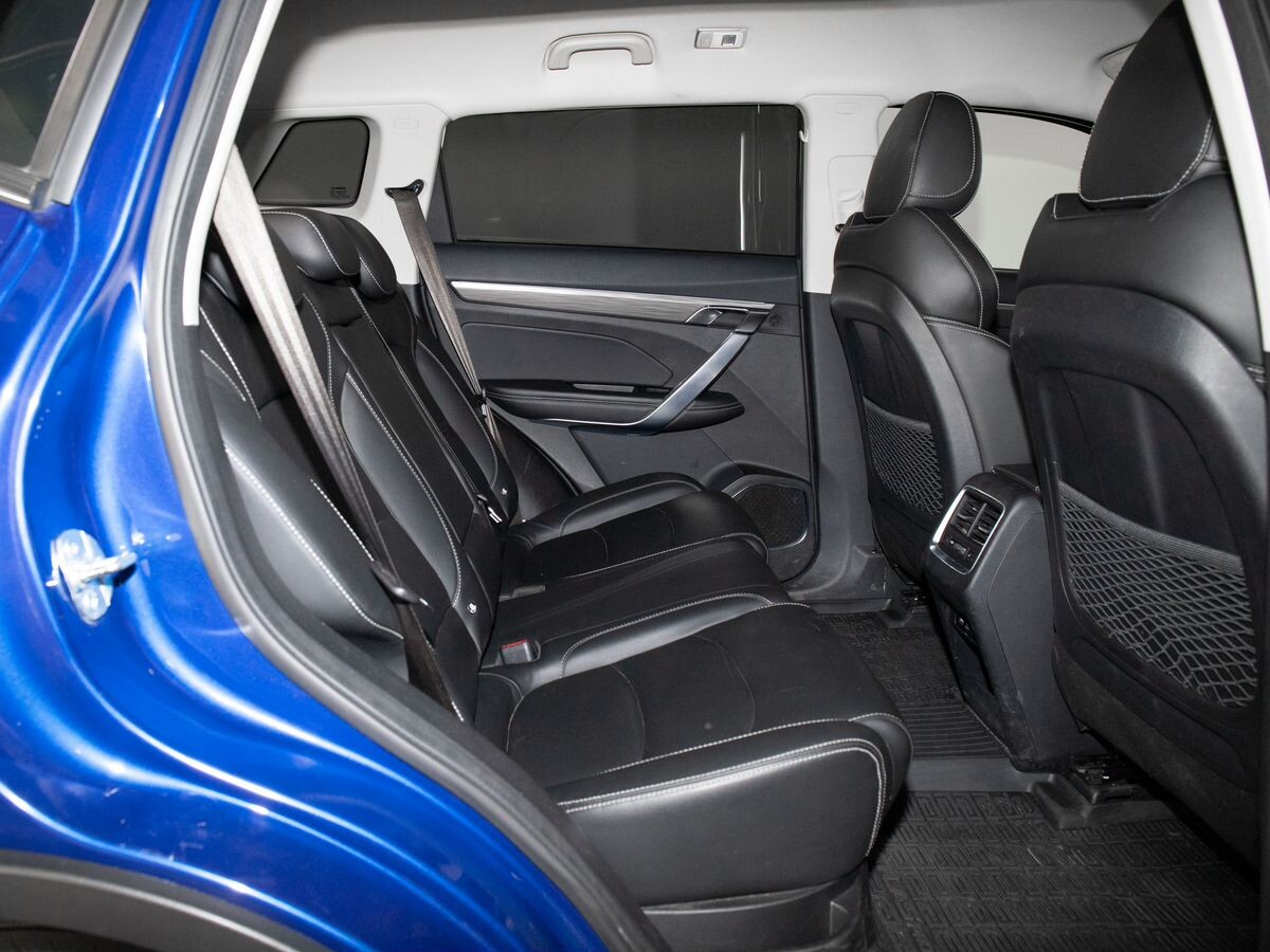 Geely Atlas Pro 2022 - фото автомобиля