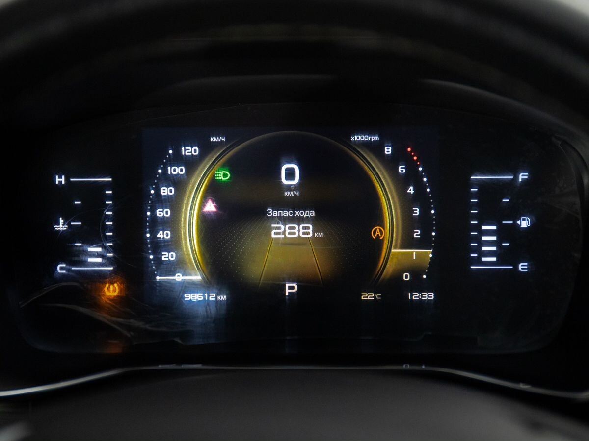 Geely Atlas Pro 2022 - фото автомобиля