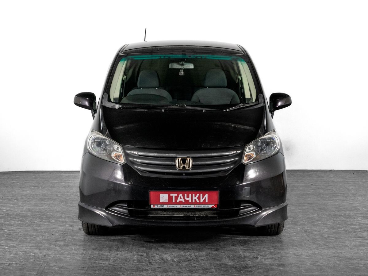 Honda Freed 2010 - фото автомобиля
