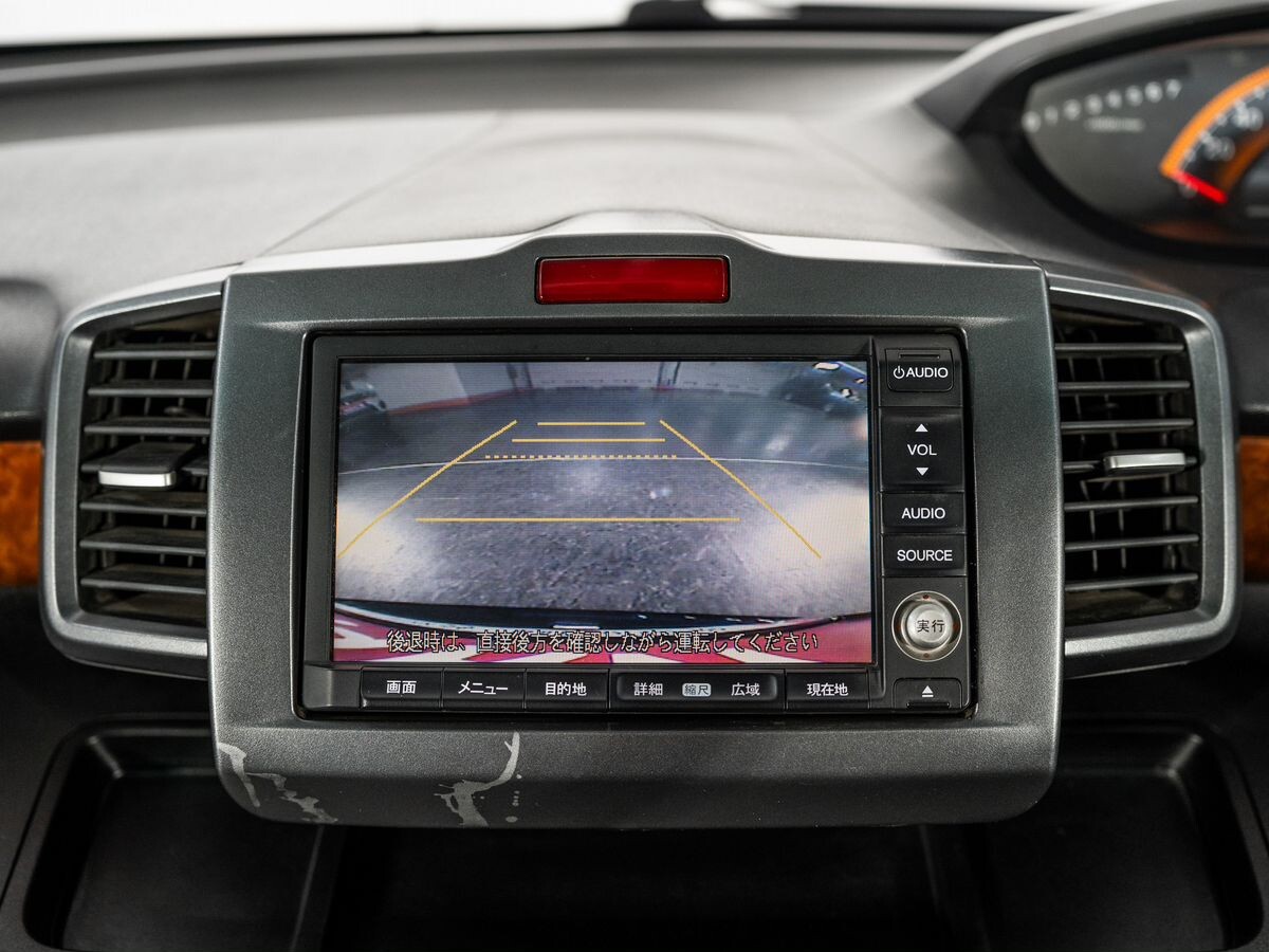 Honda Freed 2010 - фото автомобиля