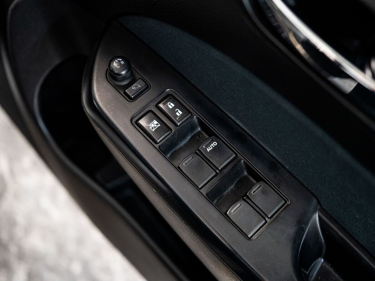 Suzuki Swift 2016 - фото автомобиля