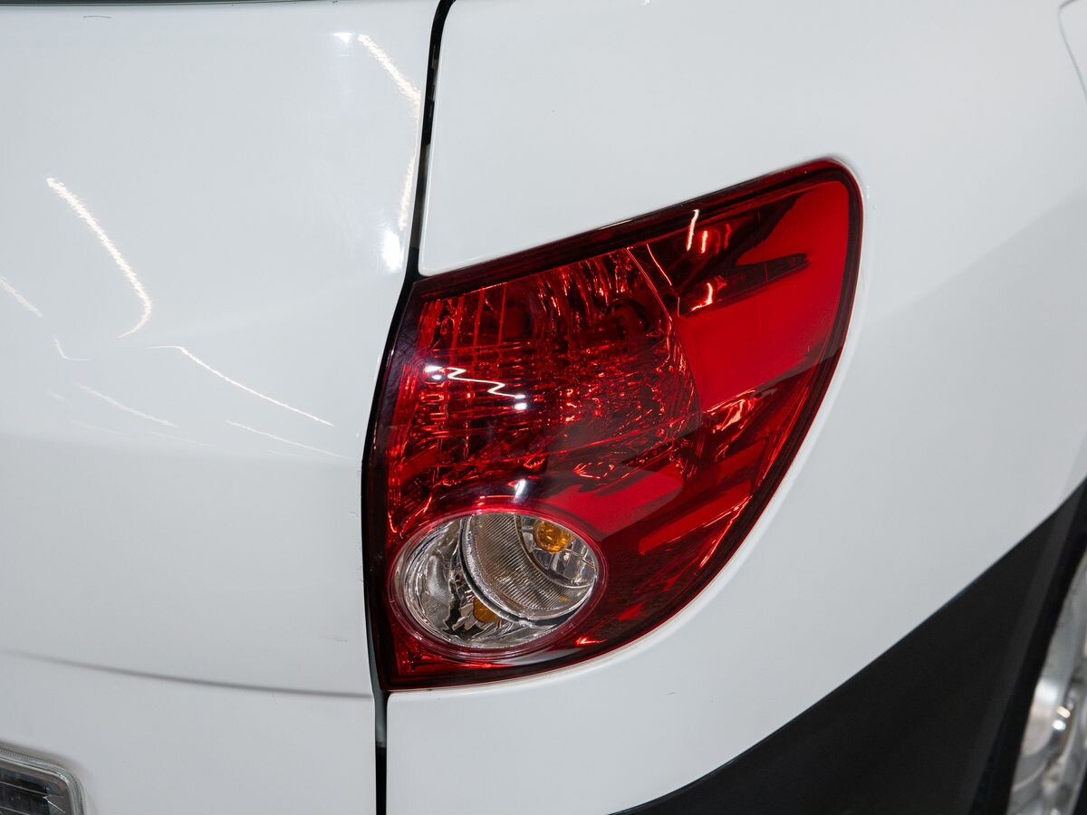 Nissan AD 2014 - фото автомобиля