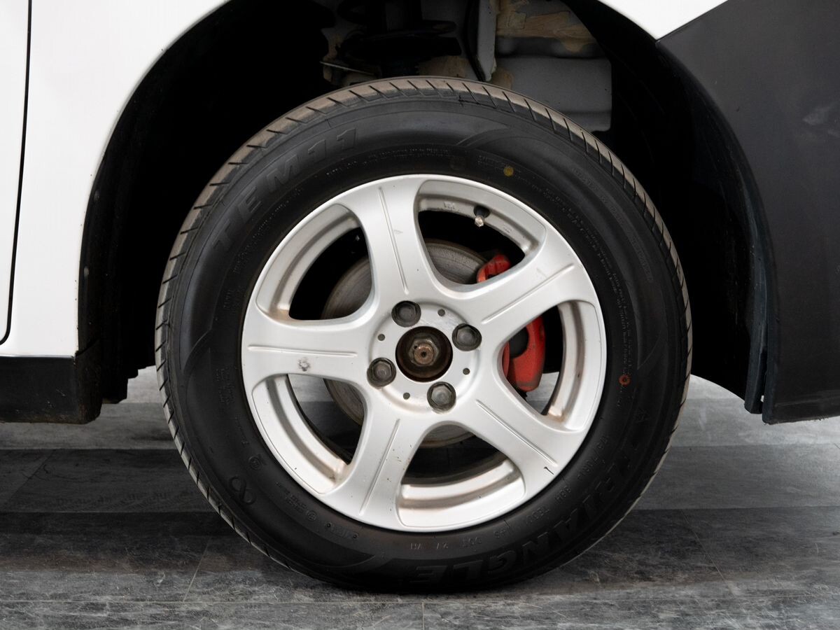 Nissan AD 2014 - фото автомобиля