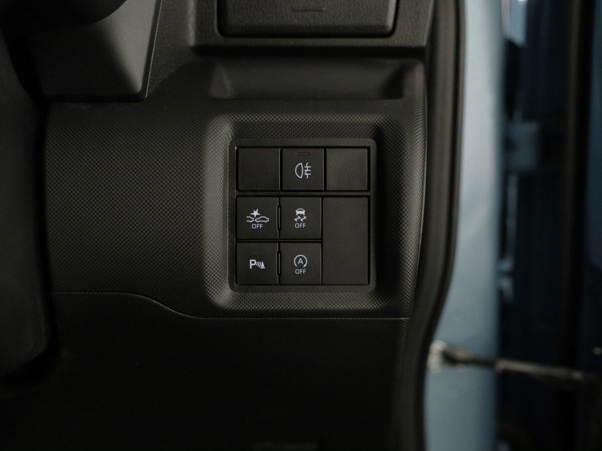 Toyota Raize 2020 - фото автомобиля