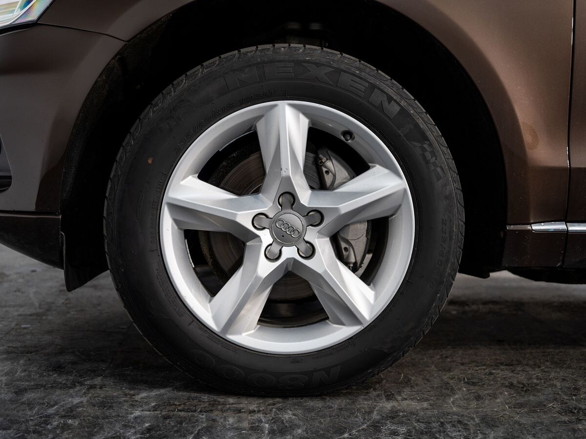 Audi Q5 2016 - фото автомобиля