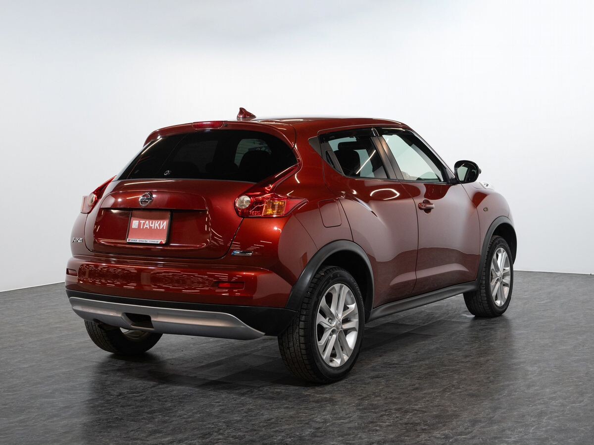 Nissan Juke 2011 - фото автомобиля