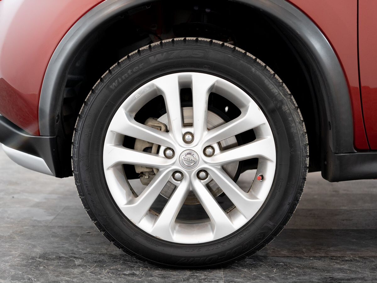 Nissan Juke 2011 - фото автомобиля