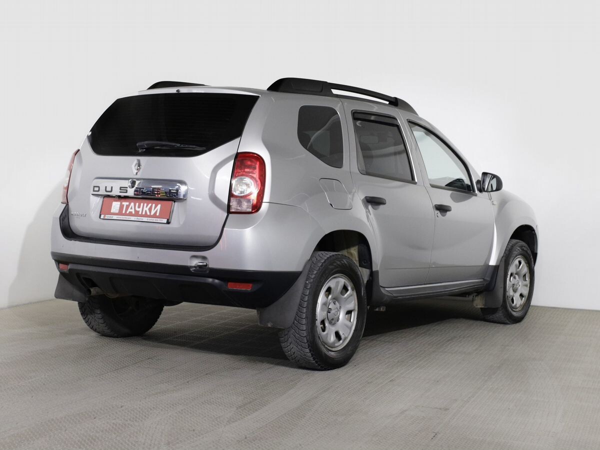 Renault Duster 2012 - фото автомобиля