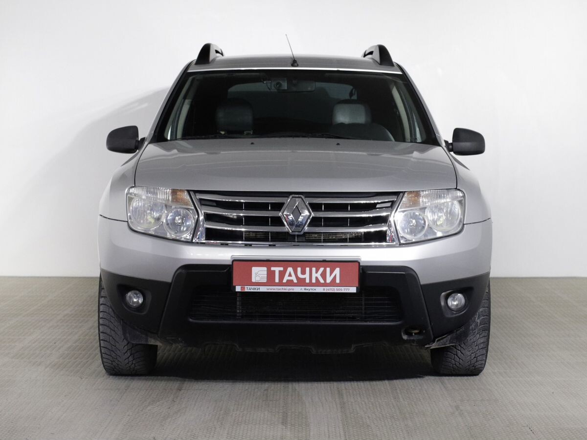 Renault Duster 2012 - фото автомобиля