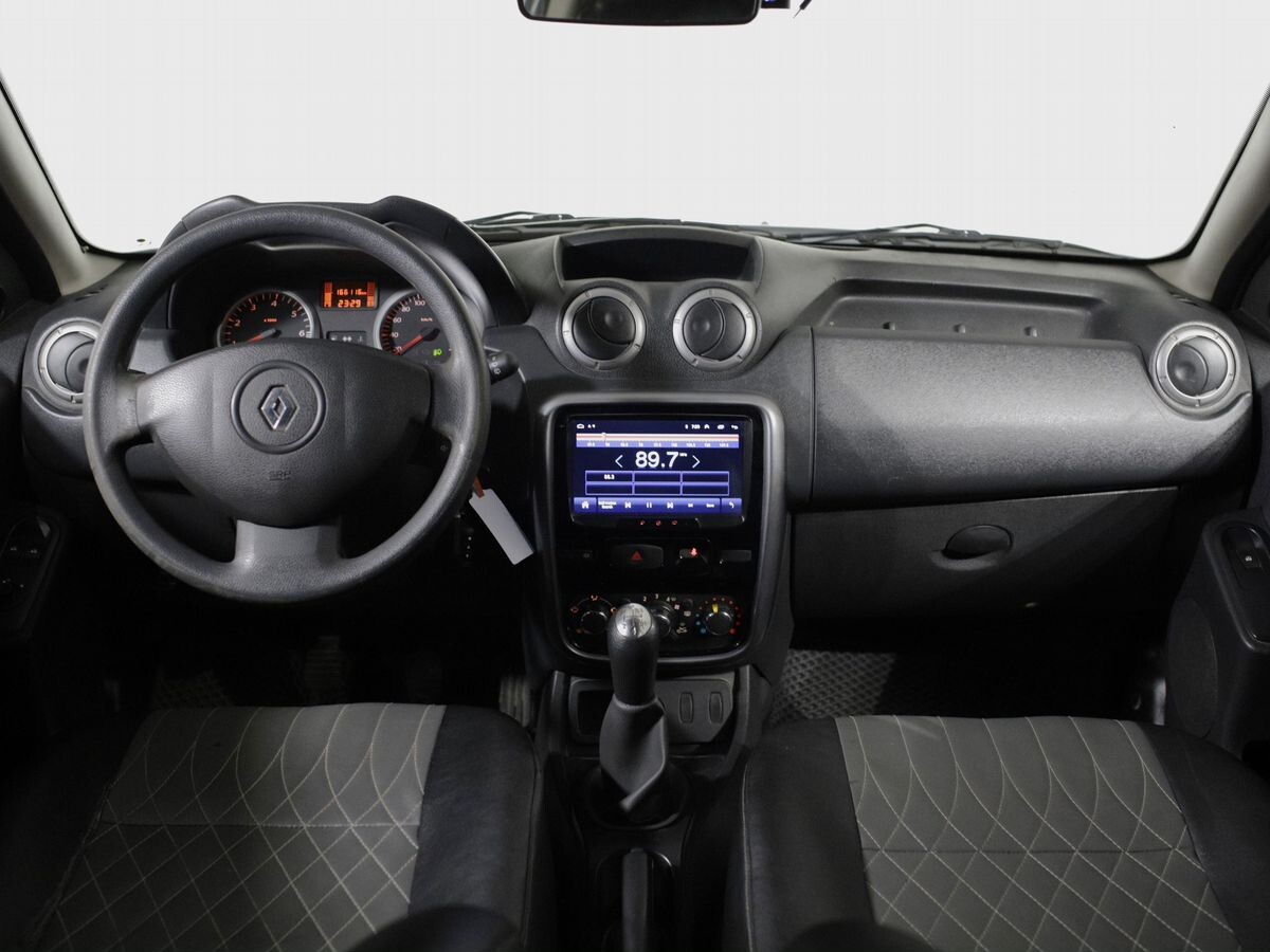 Renault Duster 2012 - фото автомобиля