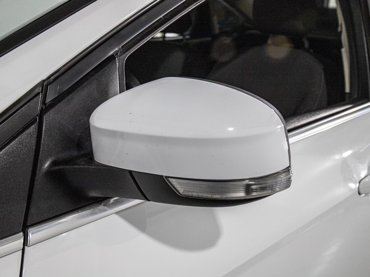 Ford Focus 2011 - фото автомобиля