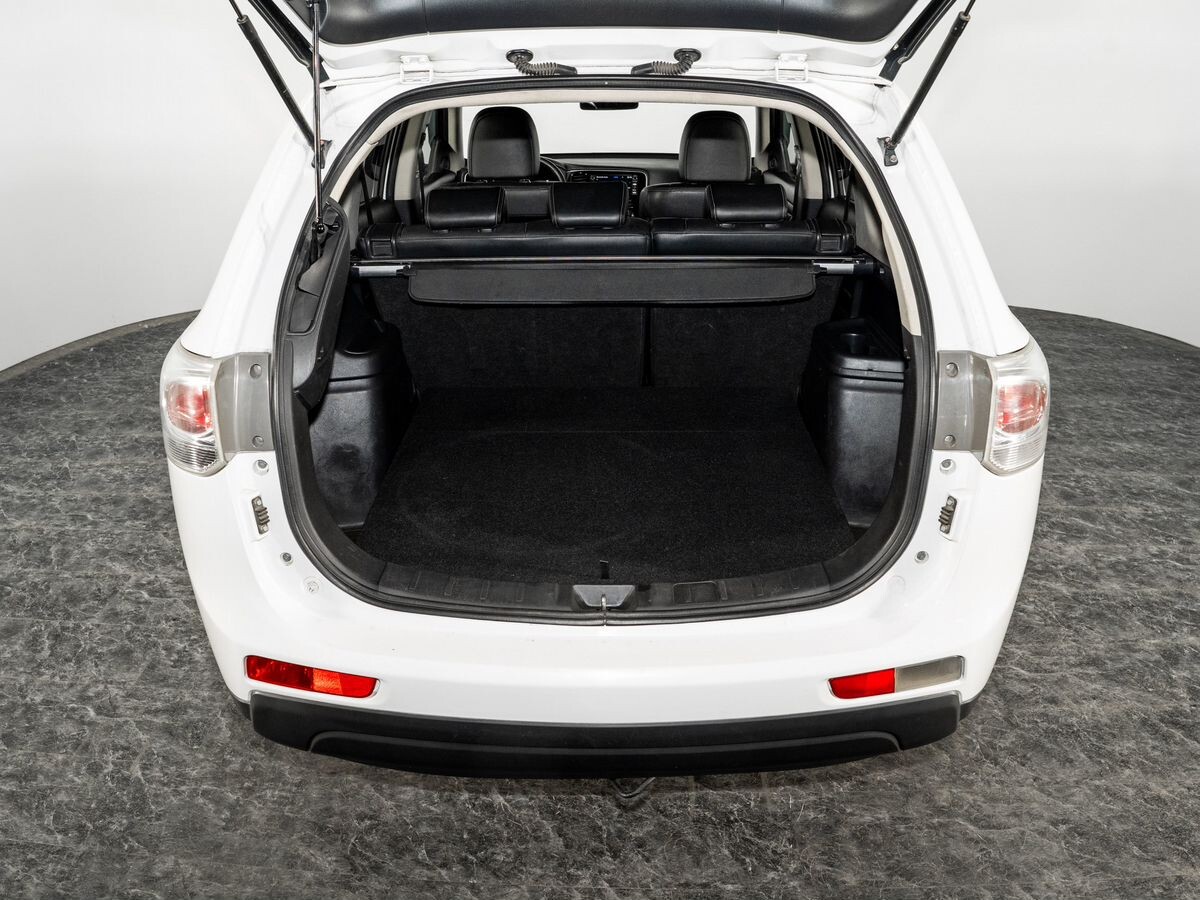 Mitsubishi Outlander 2013 - фото автомобиля