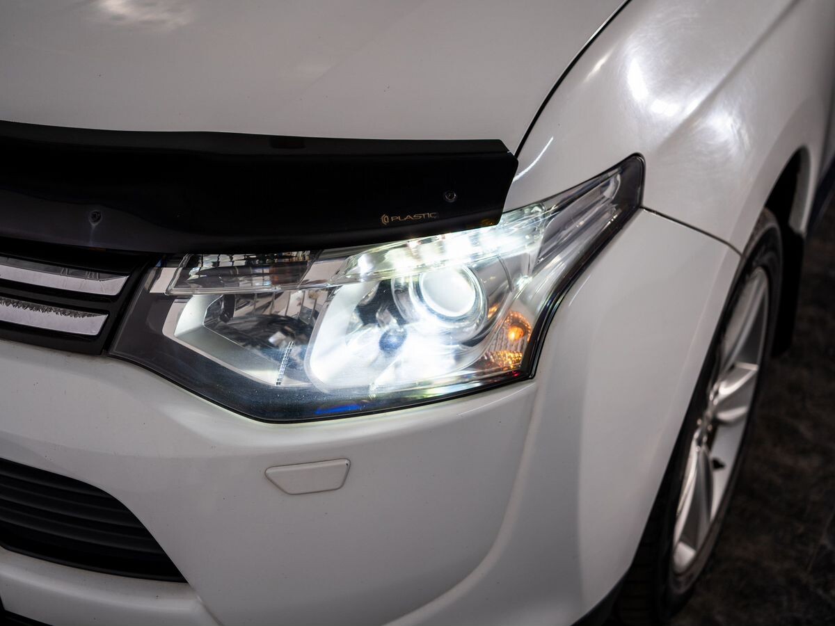 Mitsubishi Outlander 2013 - фото автомобиля