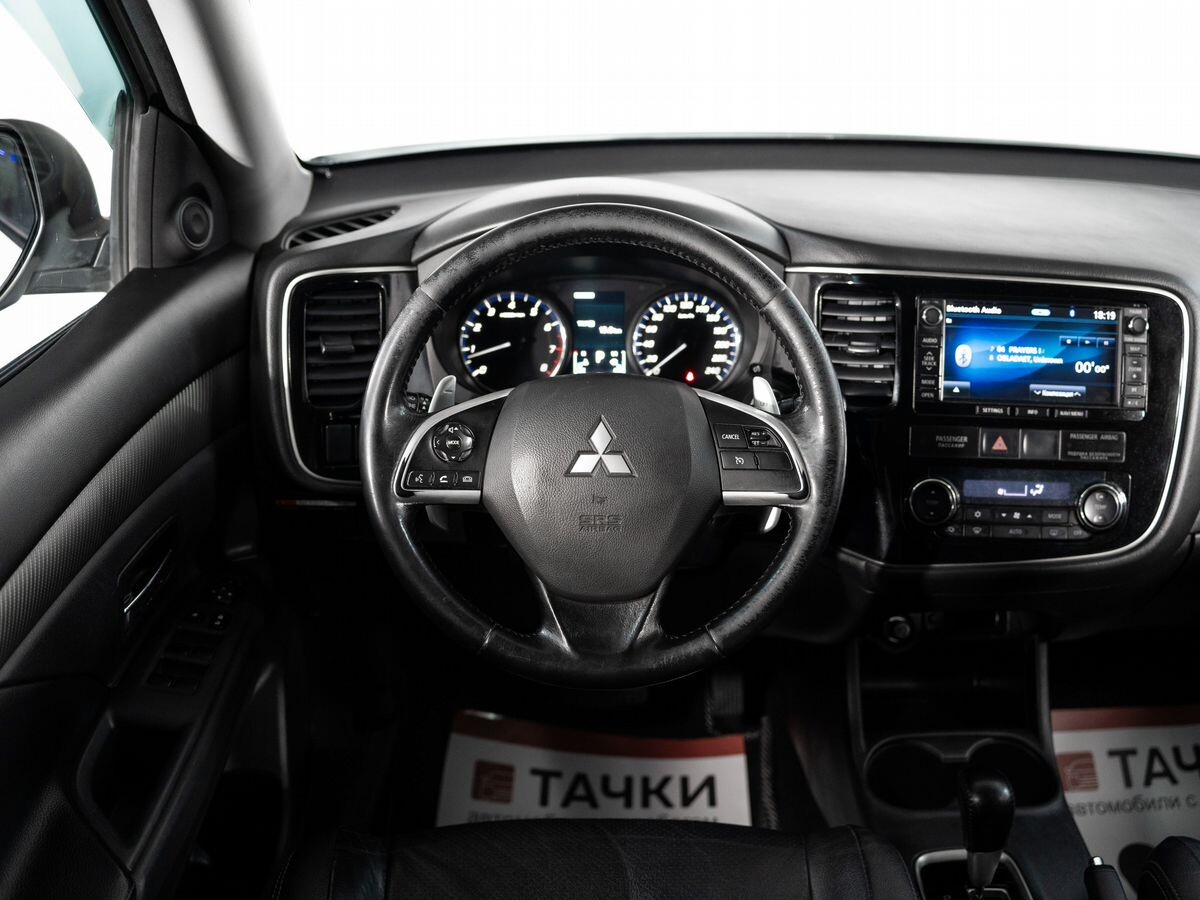 Mitsubishi Outlander 2013 - фото автомобиля