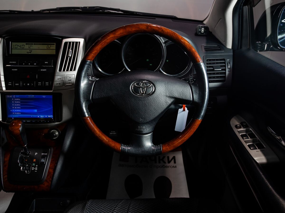 Toyota Harrier 2012 - фото автомобиля