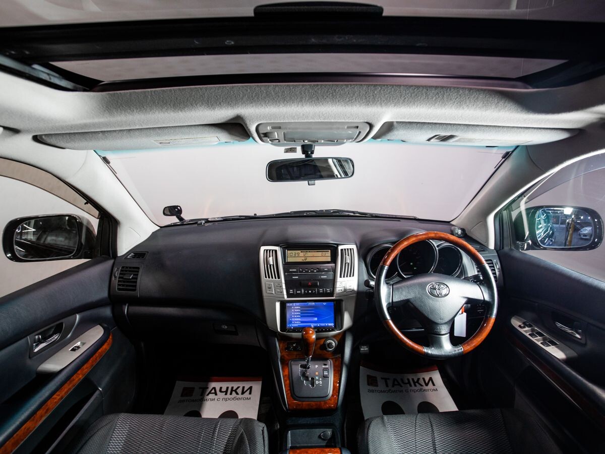 Toyota Harrier 2012 - фото автомобиля