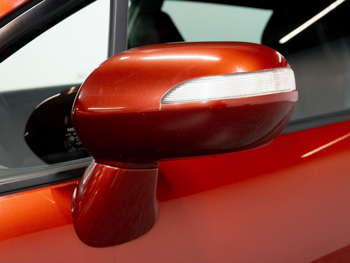 Honda Stream 2010 - фото автомобиля