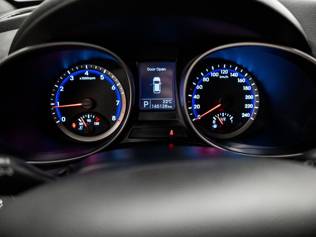 Hyundai Santa Fe 2013 - фото автомобиля