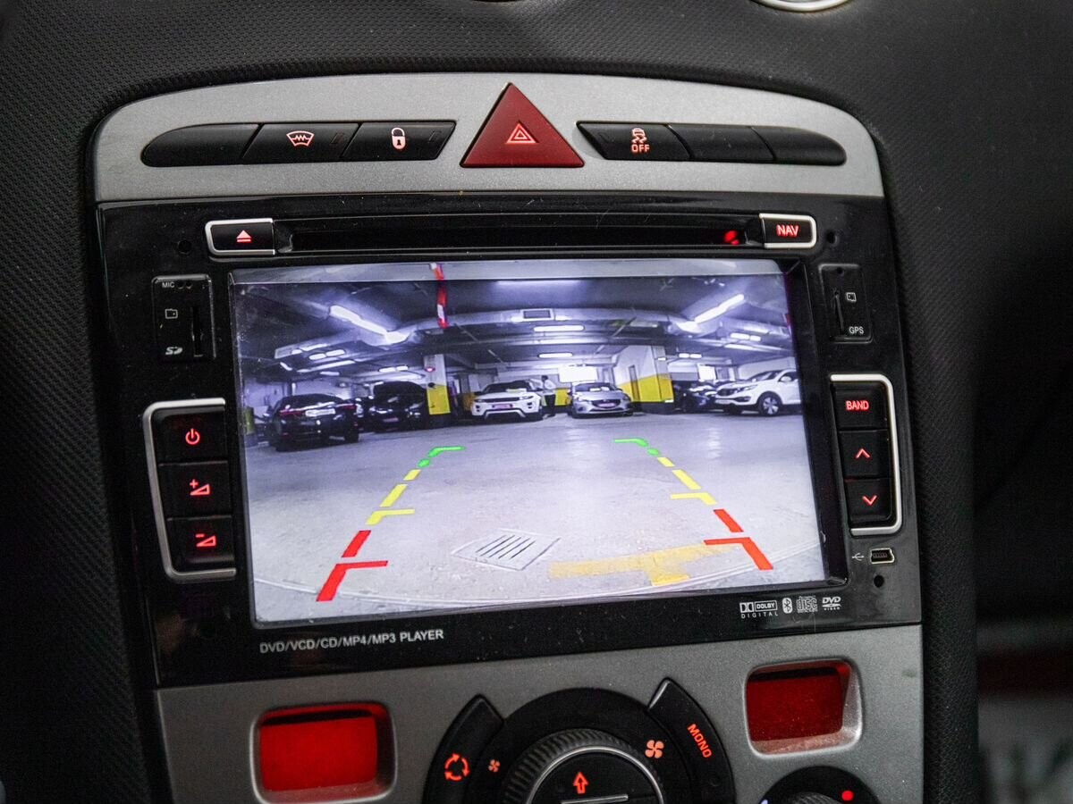 Peugeot 408 2015 - фото автомобиля