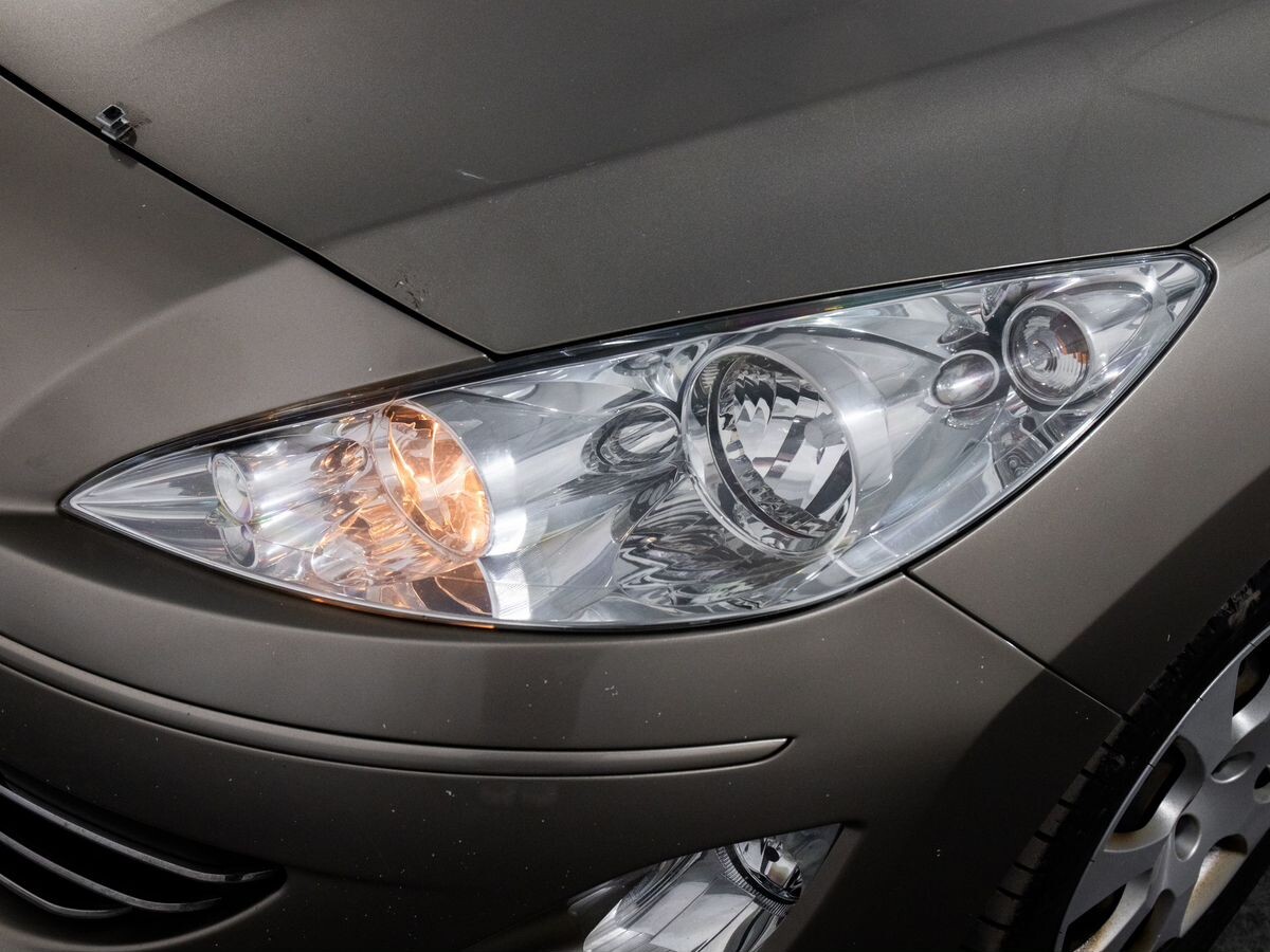 Peugeot 408 2015 - фото автомобиля