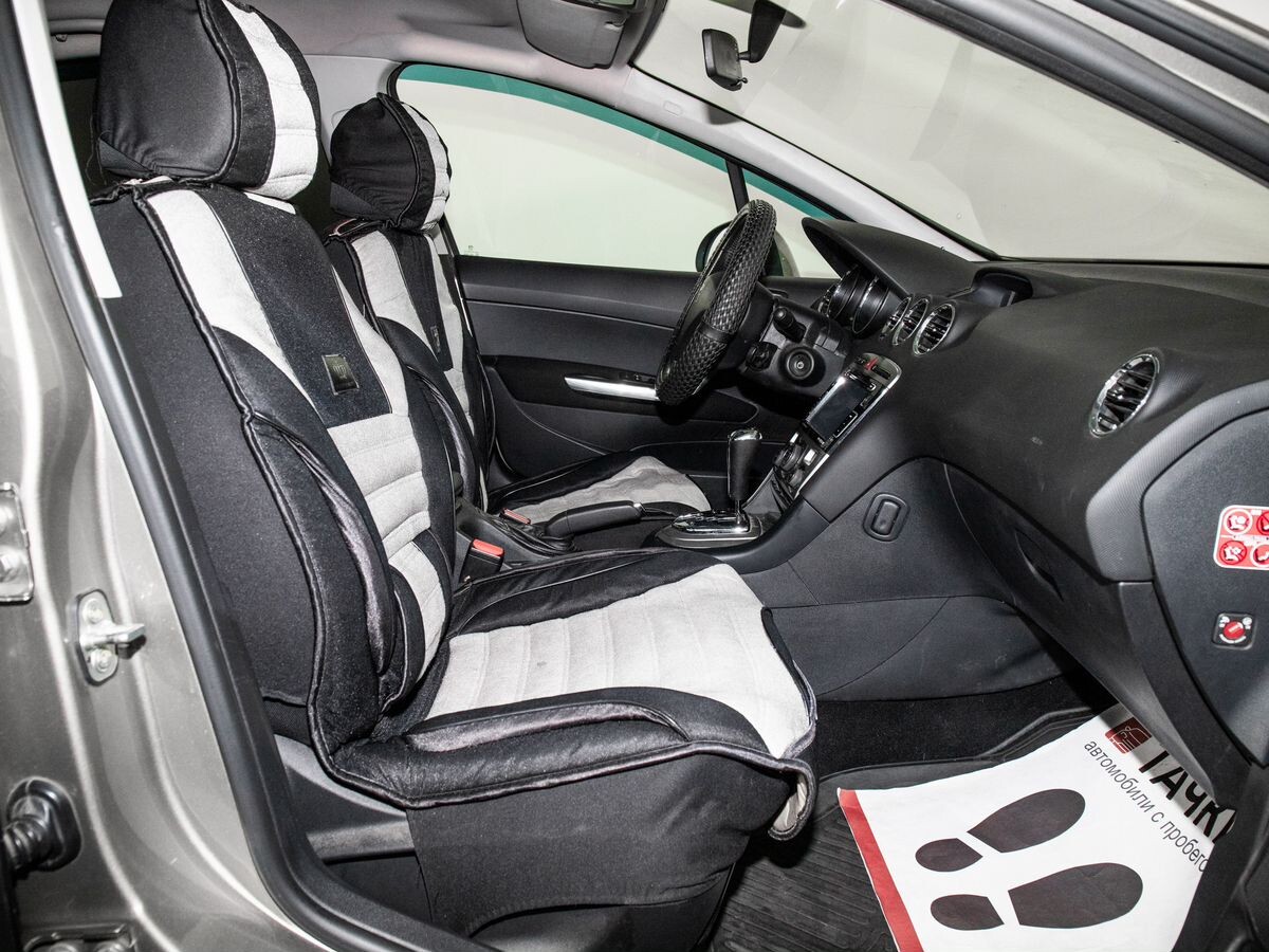 Peugeot 408 2015 - фото автомобиля