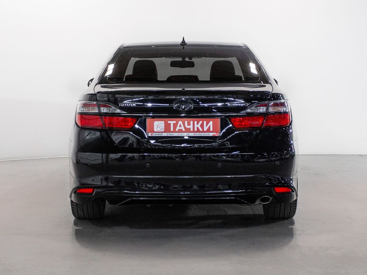 Toyota Camry 2016 - фото автомобиля