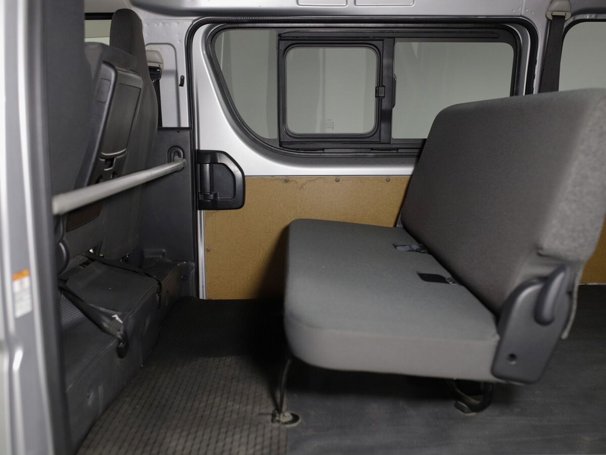 Toyota HiAce 2017 - фото автомобиля