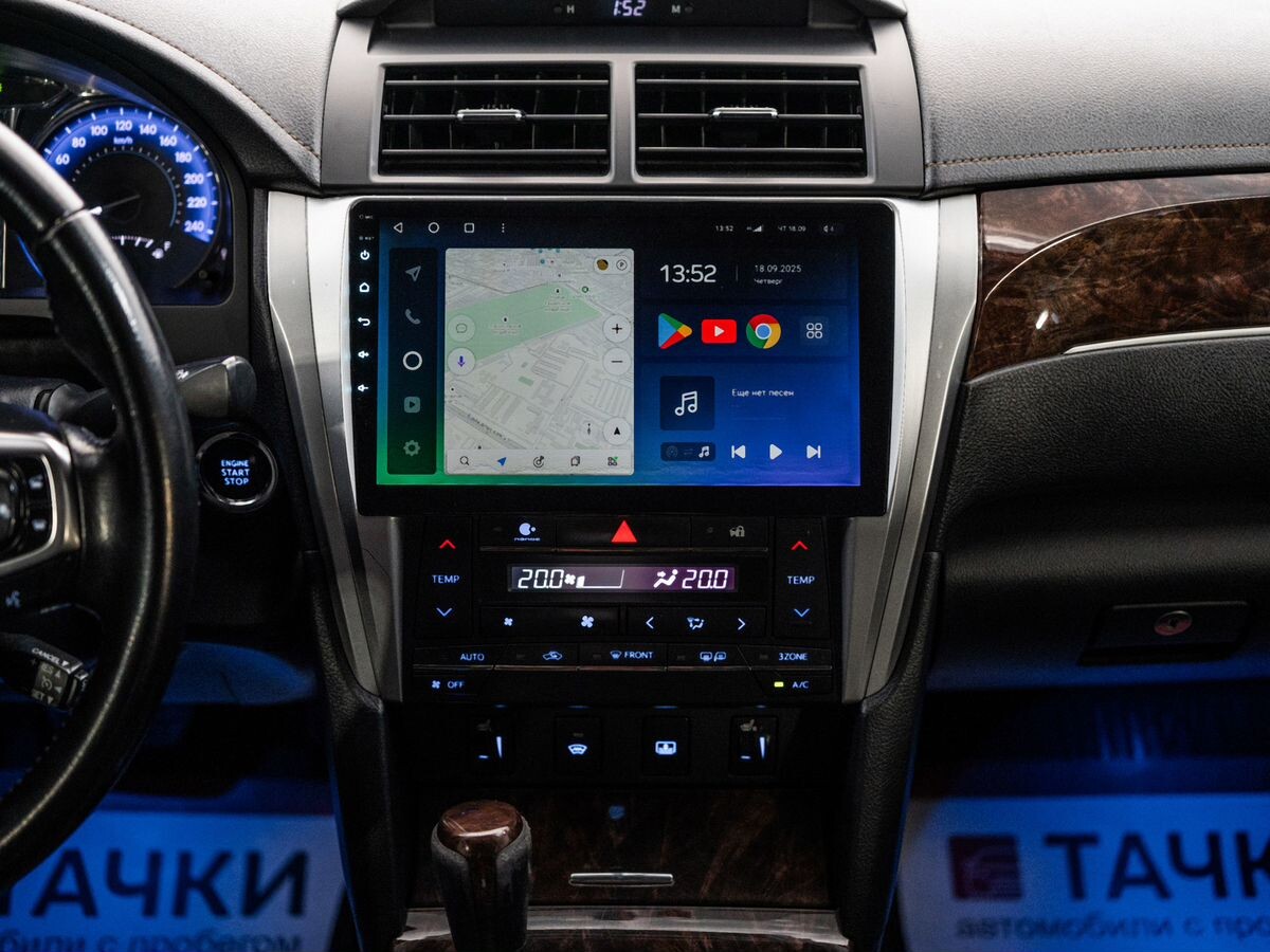 Toyota Camry 2016 - фото автомобиля