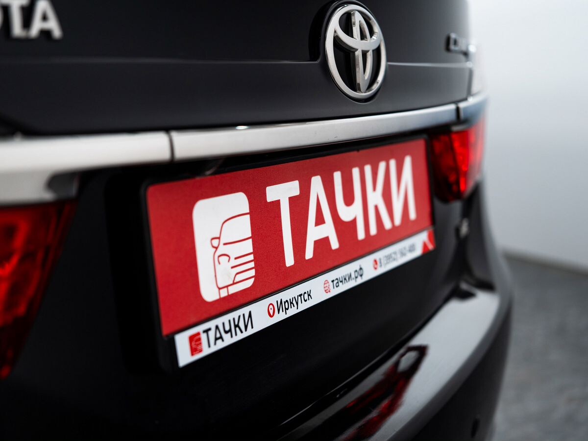 Toyota Camry 2016 - фото автомобиля