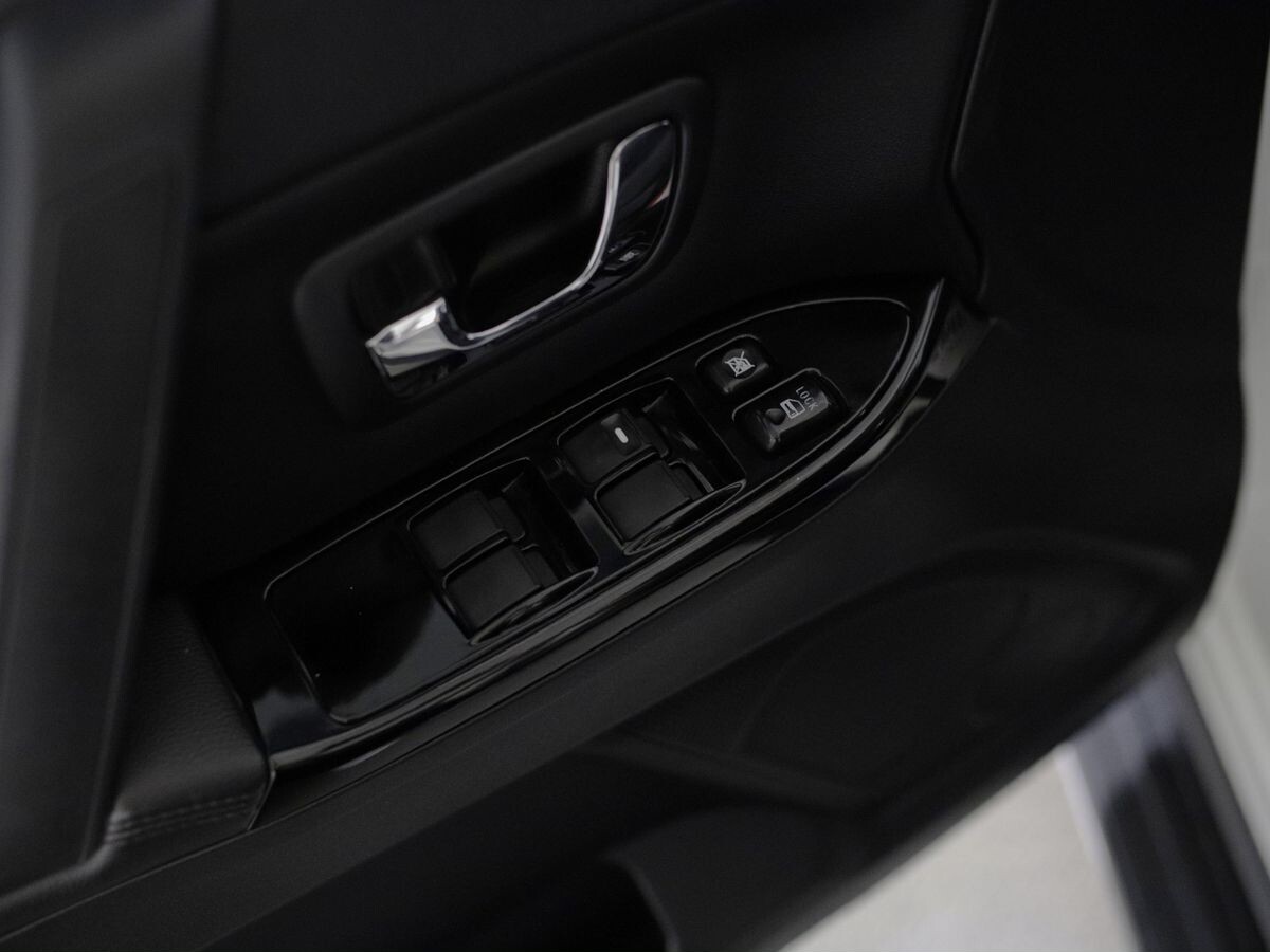 Mitsubishi Pajero 2011 - фото автомобиля