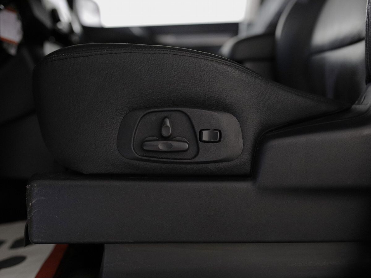 Mitsubishi Pajero 2011 - фото автомобиля