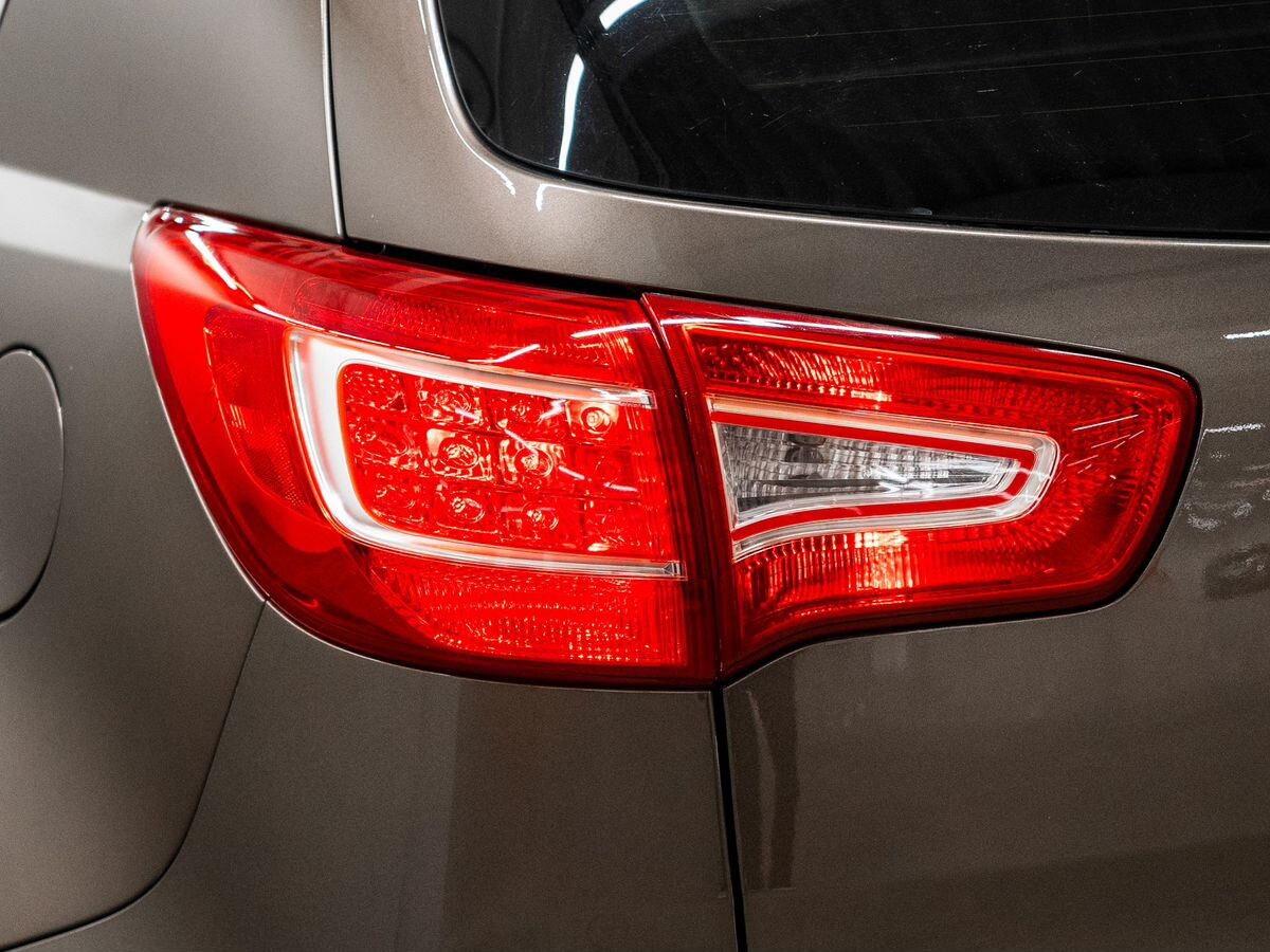 Kia Sportage 2011 - фото автомобиля