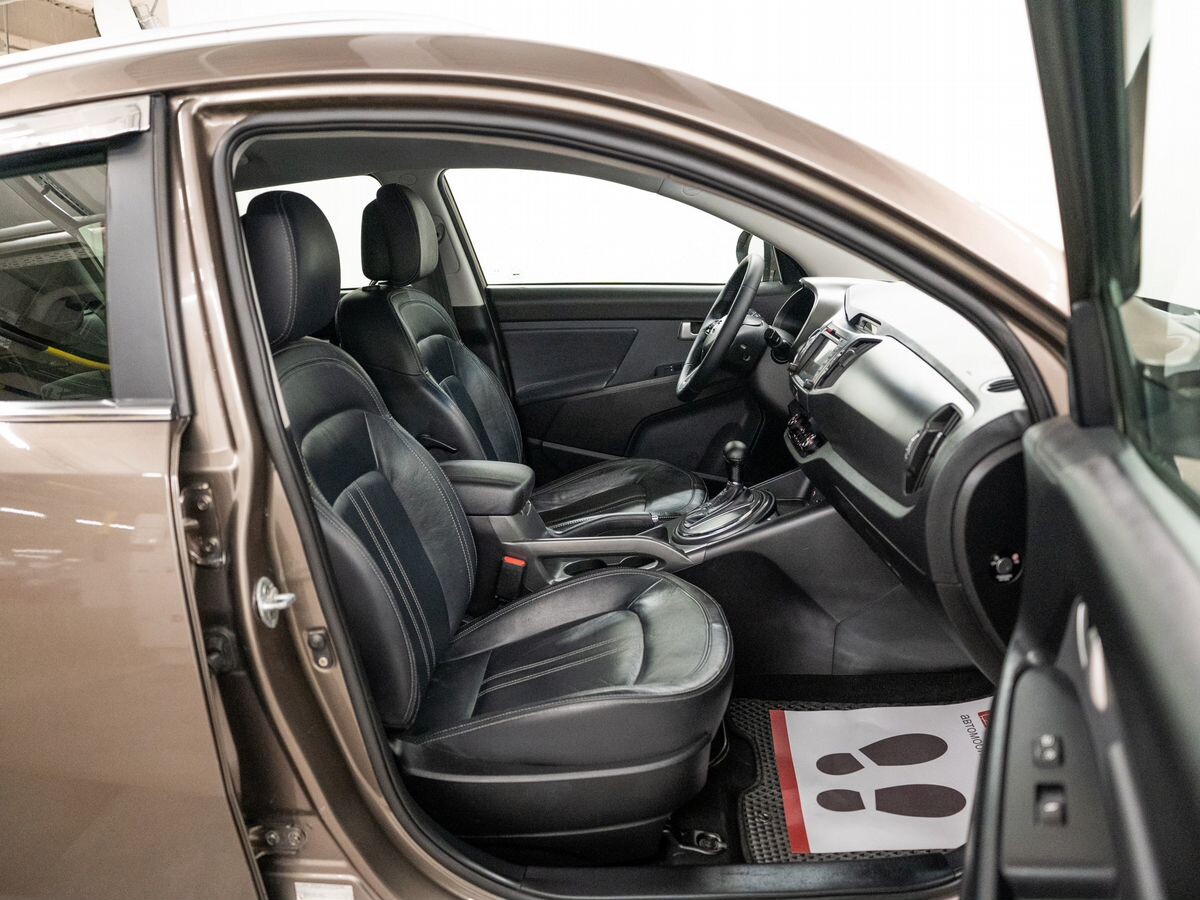 Kia Sportage 2011 - фото автомобиля