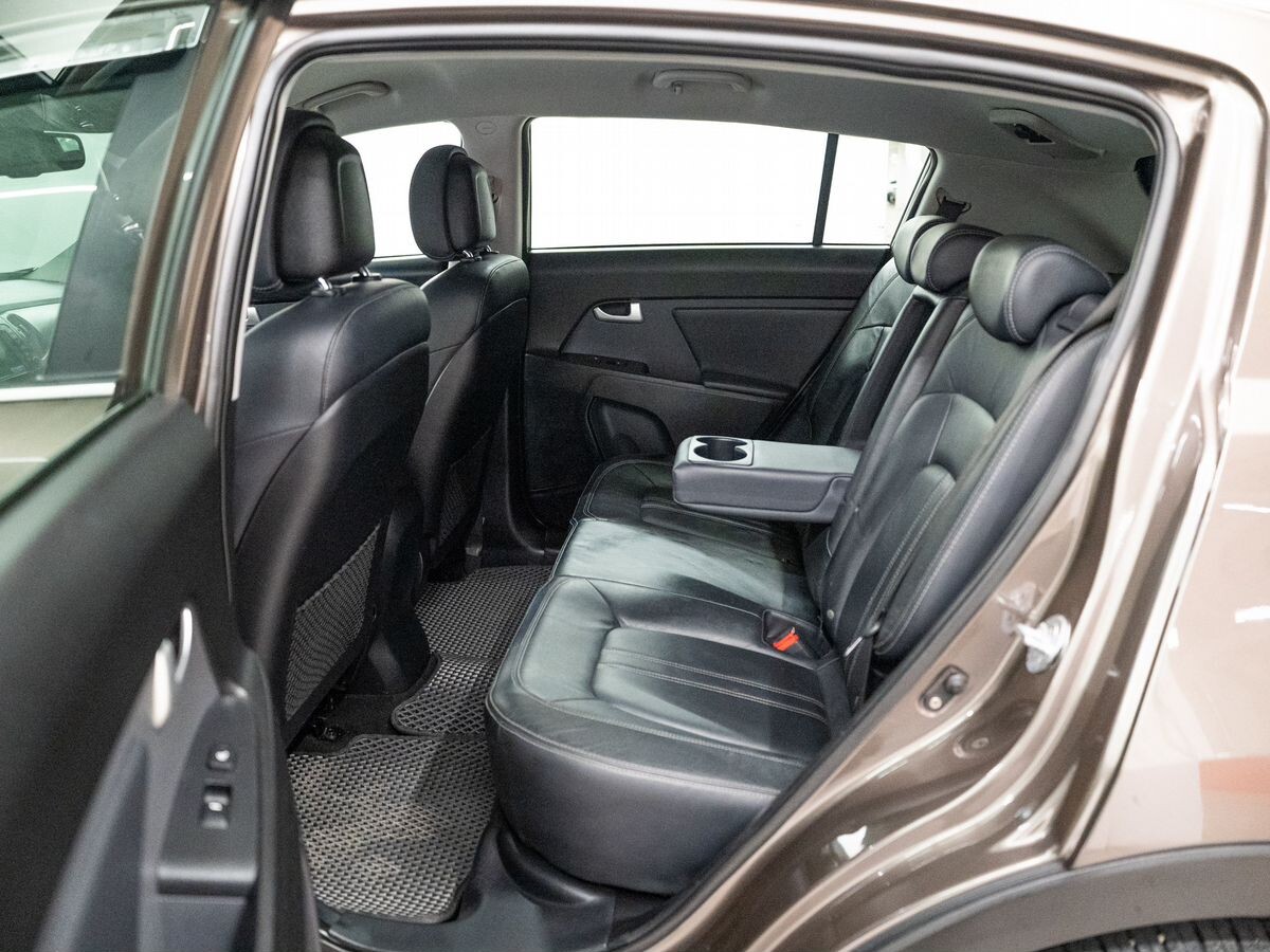 Kia Sportage 2011 - фото автомобиля