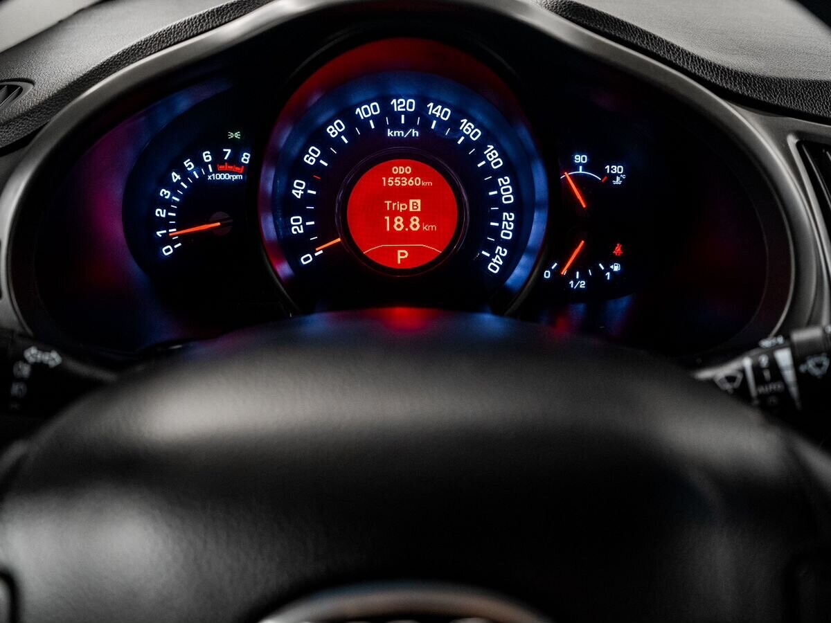 Kia Sportage 2011 - фото автомобиля