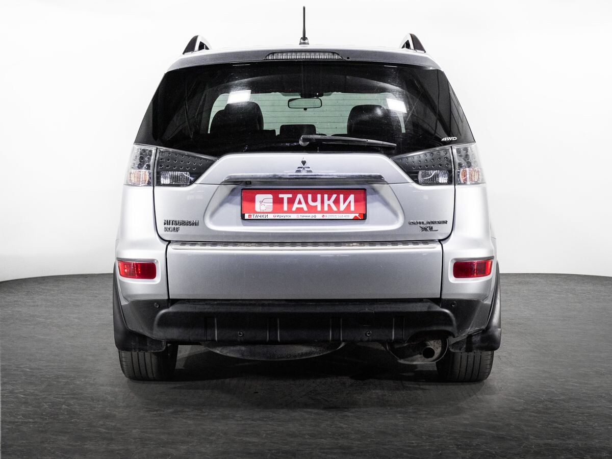 Mitsubishi Outlander 2011 - фото автомобиля