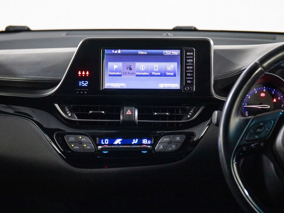 Toyota C-HR 2017 - фото автомобиля