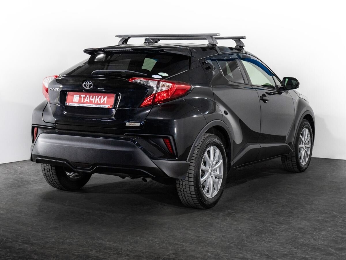 Toyota C-HR 2017 - фото автомобиля